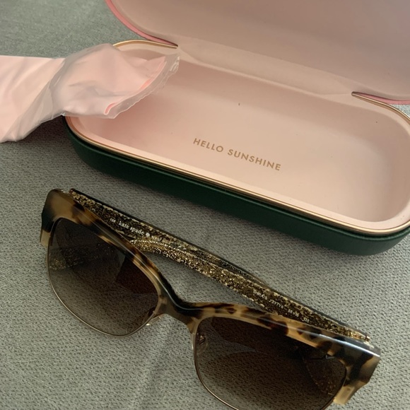 Kate Spade Sunglasses - Picture 5 of 7